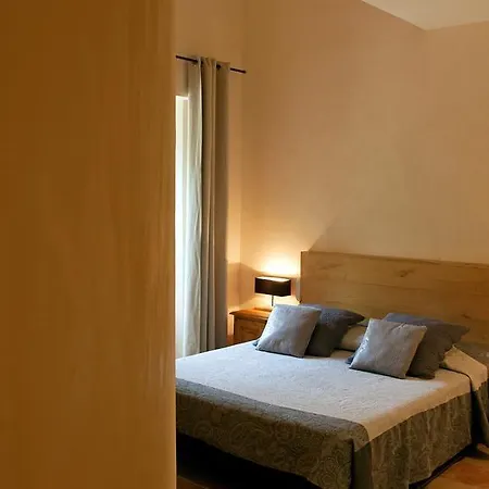Logis Hotel Restaurant Le Domaine De L'Eau Vive Largentière Kamer foto