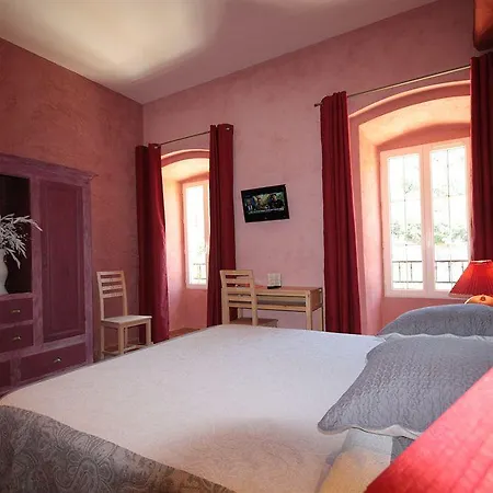 Logis Hotel Restaurant Le Domaine De L'Eau Vive Largentière Buitenkant foto