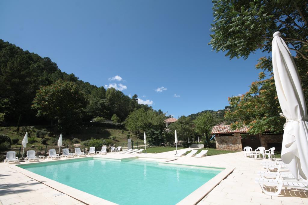 Logis Restaurant Le Domaine De L'eau Vive Hotel 3*