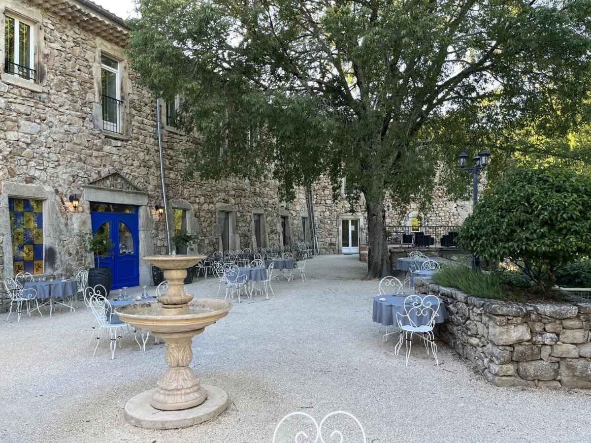 Logis Restaurant Le Domaine De L'eau Vive Hotel 3*